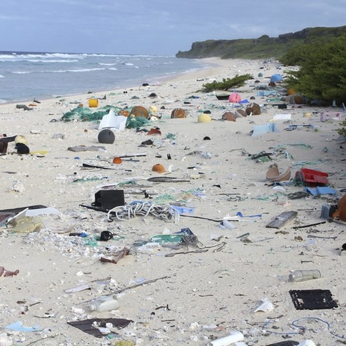 Dit eiland bestaat volledig uit plastic afval
