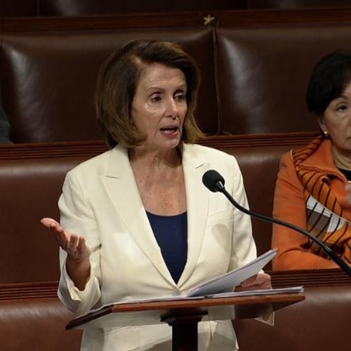 Democraat Nancy Pelosi speecht acht uur lang over 'Dreamers'