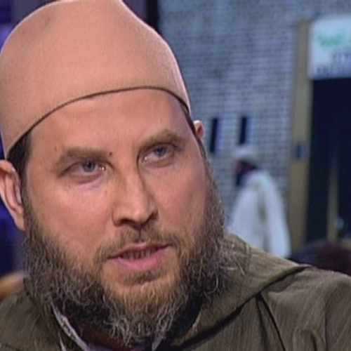 Gebiedsverbod blijft van kracht en imam Fawaz blijft preken