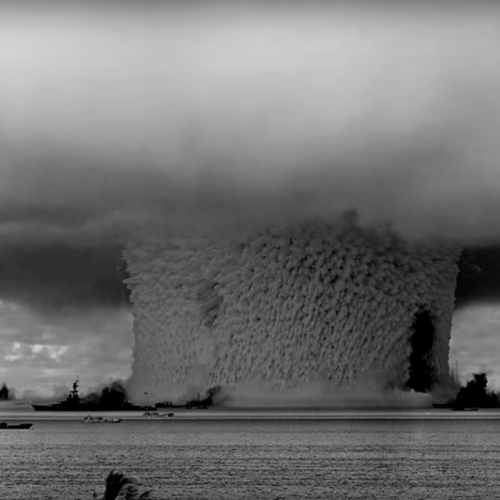 De 'Doomsday Clock' staat op twee minuten voor twaalf, een serieuze waarschuwing