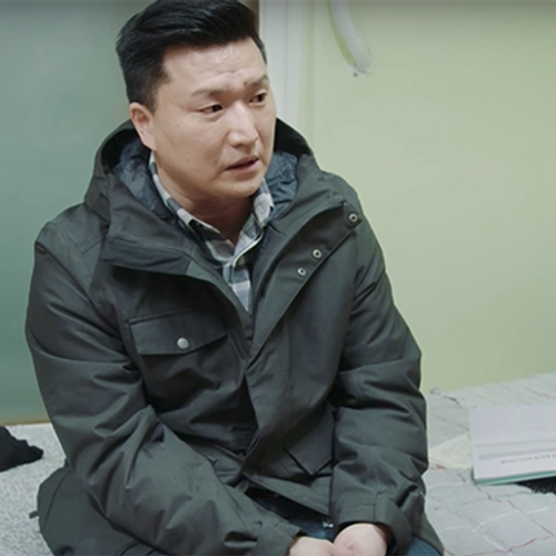 Adam (41) was Amerikaan en werd toen plots gedeporteerd naar Zuid-Korea